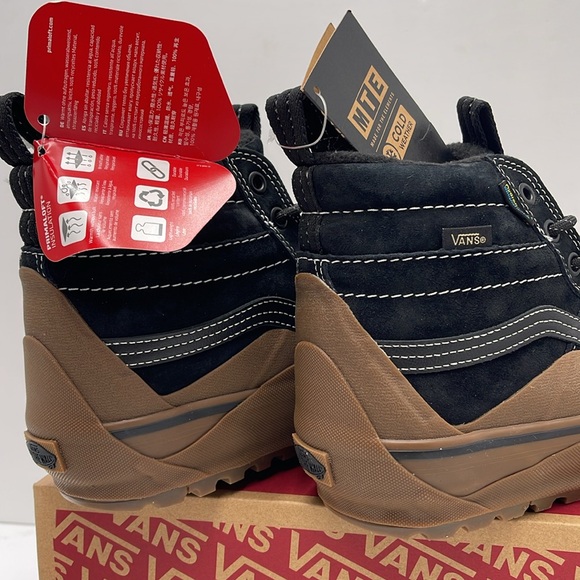 Vans Men’s Sk8-Hi Dip Mte-2
Black/Gum
VN0009QKB9M
Boots Cold Weather Sneakers - Picture 15 of 16